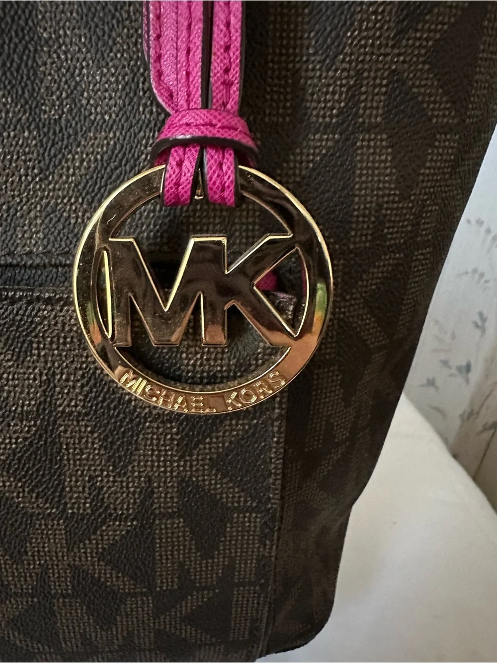 Michael Kors Brown & Fuchsia Jet Set Signature Tote